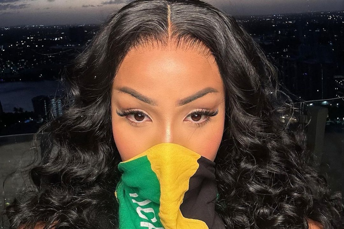 shenseea-trolls-queen-ifrica-for-saying-she-can't-be-face-of-jamaican-women
