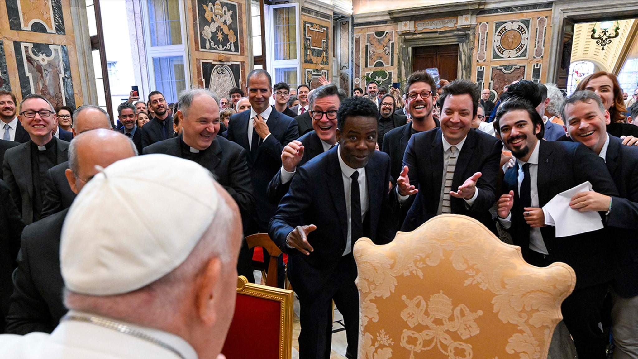 pope-francis-meets-with-hollywood's-biggest-comedians-at-vatican