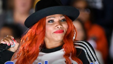 salt-n-pepa’s-sandra-denton-demands-southwest-investigate-plane-incident