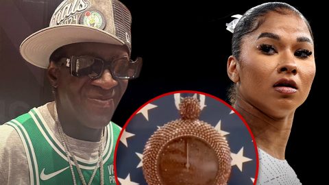 flavor-flav-gets-custom-bronze-clock-for-jordan-chiles-after-medal-controversy