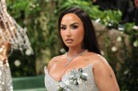 demi-lovato-opens-up-about-‘guilt’-over-her-behavior-as-an-‘egotistical-child star’