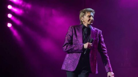 hipgnosis-sues-barry-manilow-for-breach-of-contract-over-2020-catalog deal