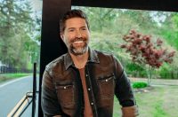 josh-turner-on-his-milestone-10th-album,-enduring-success:-‘it’s-far-beyond-what-i imagined’