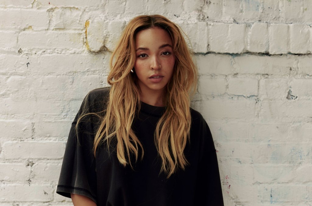 queer-jams-of-the-week:-new-music-from-tinashe,-halsey,-the-blessed-madonna-& more