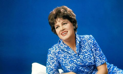 ‘crazy’:-patsy-cline’s-immortal-reading-of-a-little-known-willie-nelson-song