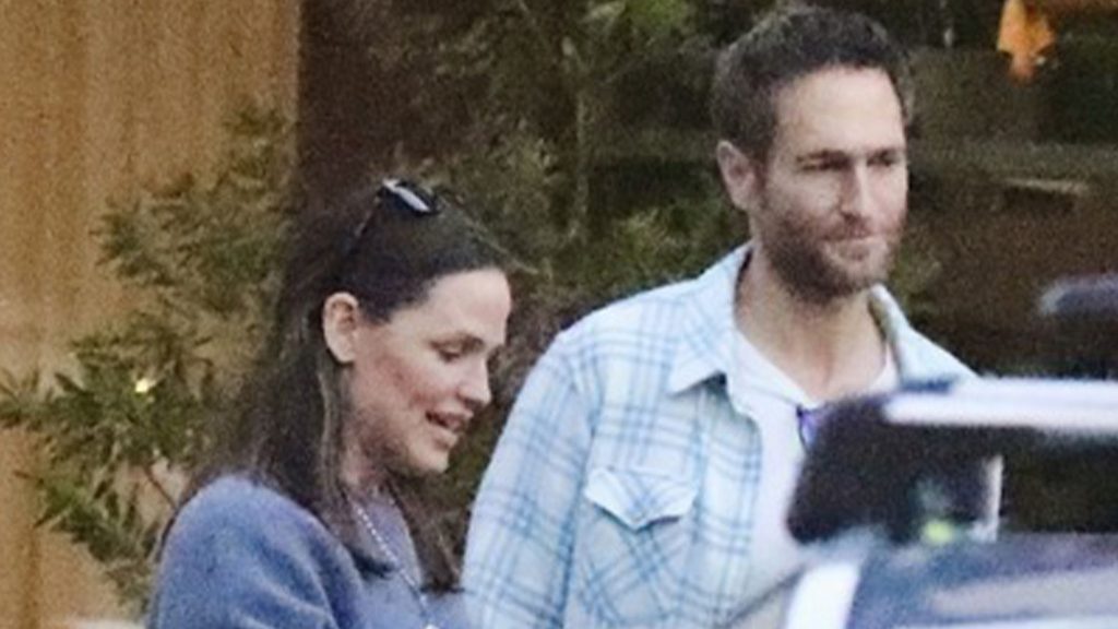 jennifer-garner,-john-miller’s-fun-date-after-ben-affleck-&-jennifer-lopez-split