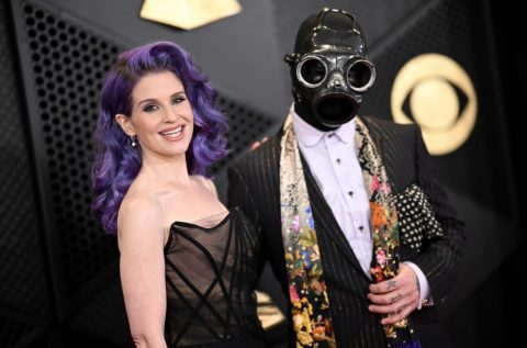 slipknot’s-sid-wilson-hospitalized-after-fire-explosion:-‘this-is-why-you-don’t-f—-with-burn piles’