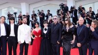 ‘beetlejuice-beetlejuice’-cast-serves-killer-looks-at-venice-film-festival