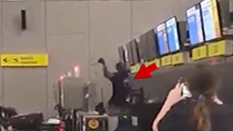 man-destroys-american-airlines-counter-with-hammer-after-being-sold-fake-ticket