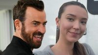 justin-theroux-engaged-to-actress-nicole-brydon-bloom