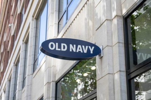 top-15-labor-day-deals-at-old-navy:-save-up-to-60%-on-fall styles