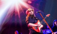 watch-chris-stapleton’s-video-for-‘think-i’m-in-love-with-you’