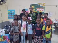 safaree-brings-back-to-school-joy-to-pondside,-hanover