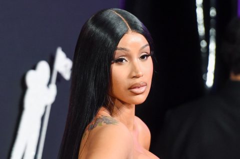 here’s-how-cardi-b-responded-to-speculation-that-she-shaded-nicki-minaj-in-a-maternity photos