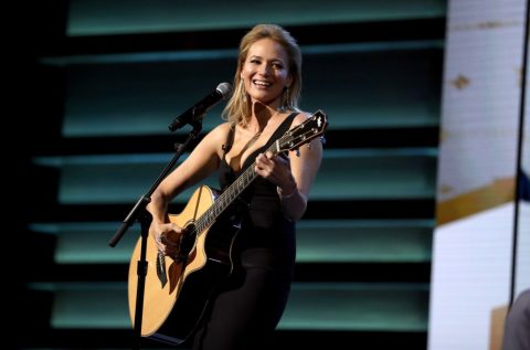 jewel-supports-chappell-roan’s-call-for-fan-boundaries-amid harassment