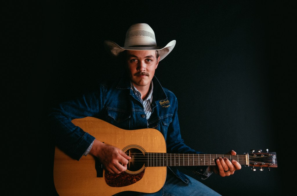 5-must-hear-new-country-songs:-zach-top,-william-beckmann,-carter-faith-& more