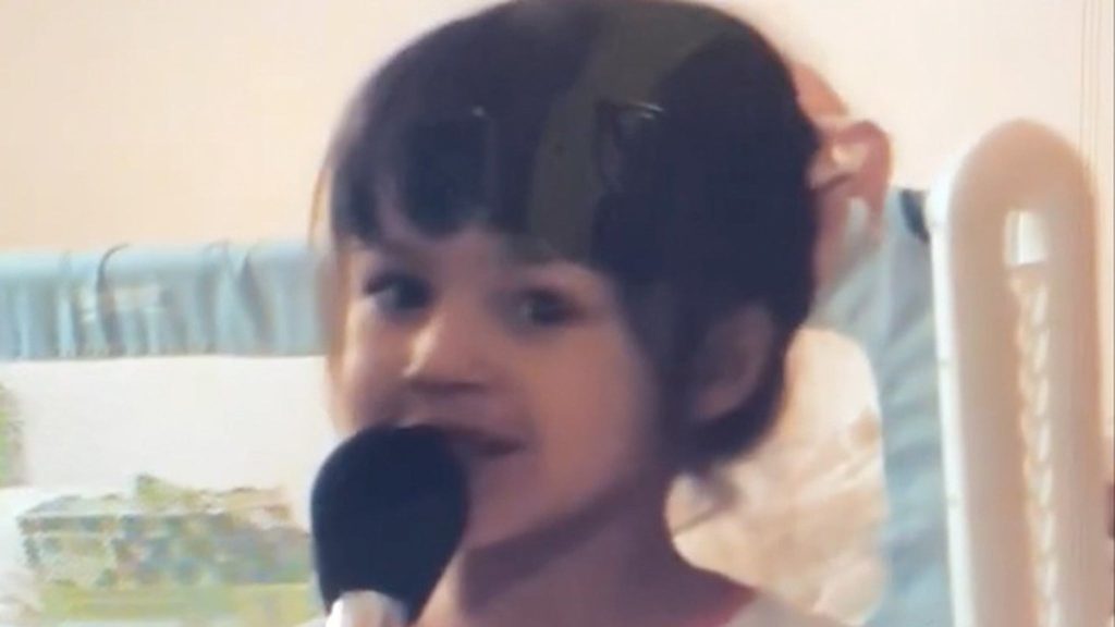 guess-who-this-lil’-singer-turned-into!