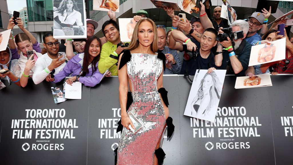 jennifer-lopez-attends-premiere-for-movie-she-produced-with-ben-affleck