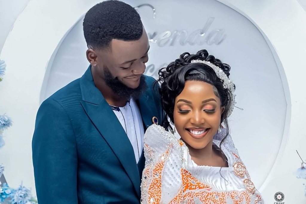 videographer-aaronaire-and-brinah-slimbae-expecting-their-first-child