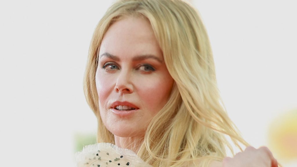 nicole-kidman-leaves-venice-film-festival-after-mother’s-death