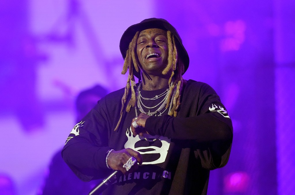 devastated-lil-wayne-admits-super-bowl-halftime-snub-‘broke’-him:-‘it-hurt-a lot’